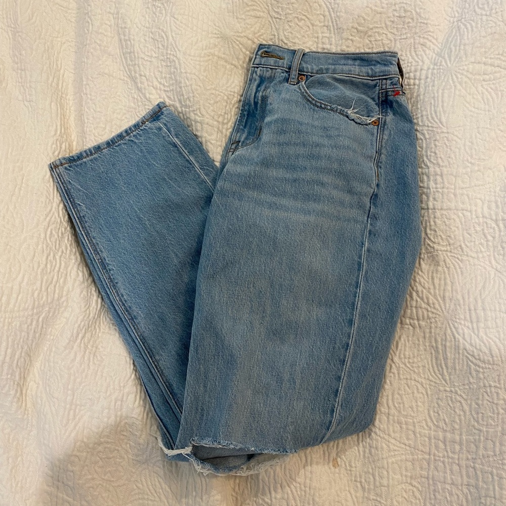 NWT American Eagle 90’s Straight leg jean